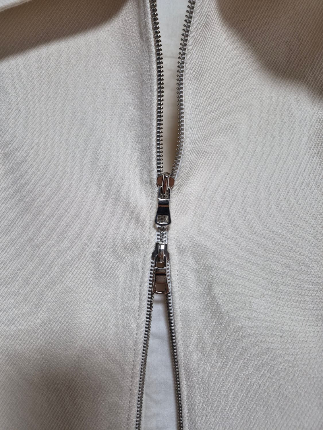 gu_deres  아이보리 집업자켓 여성M 상품이미지3