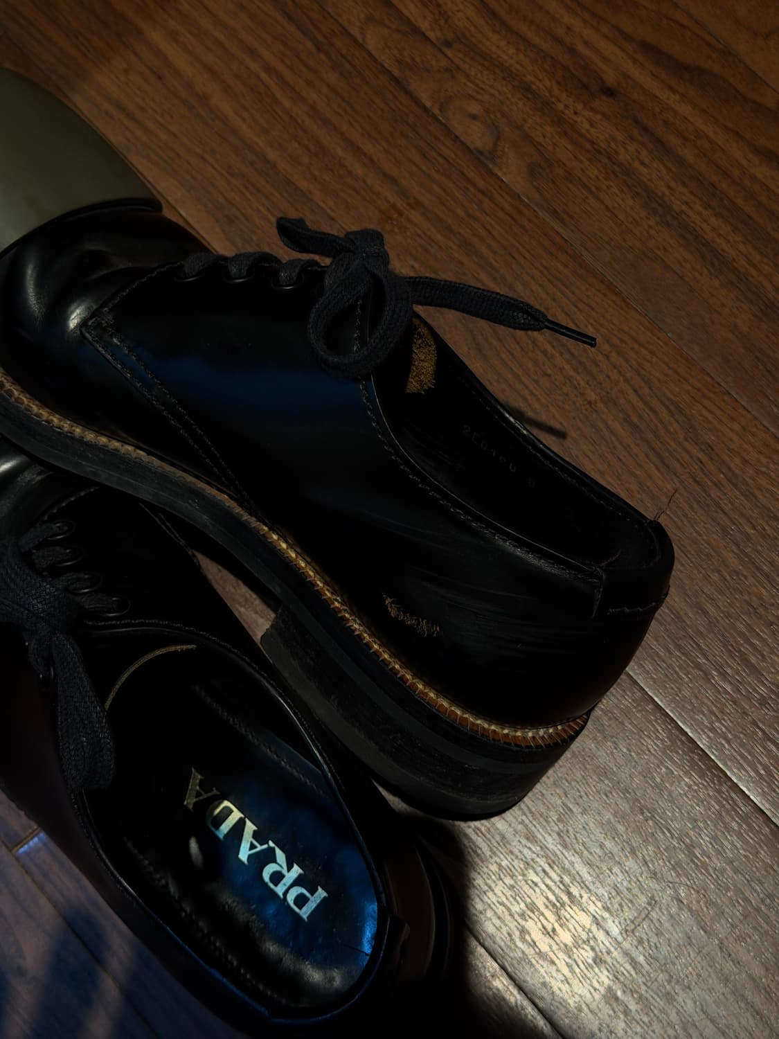 프라다 토 캡 더비 275 상품이미지6