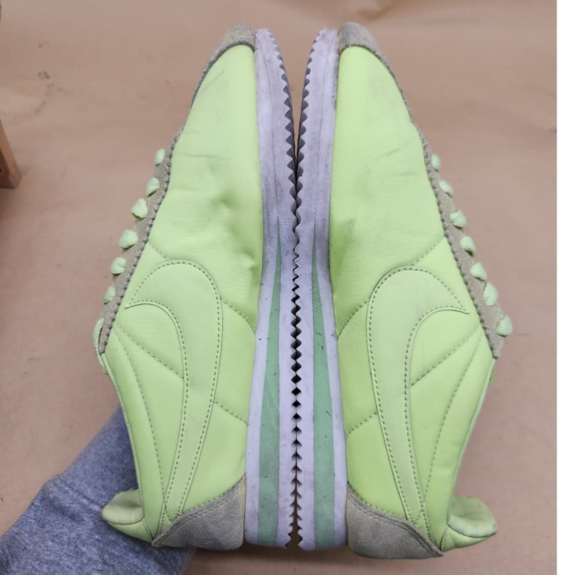 나이키 코르테즈 형광 운동화 250 상품이미지5