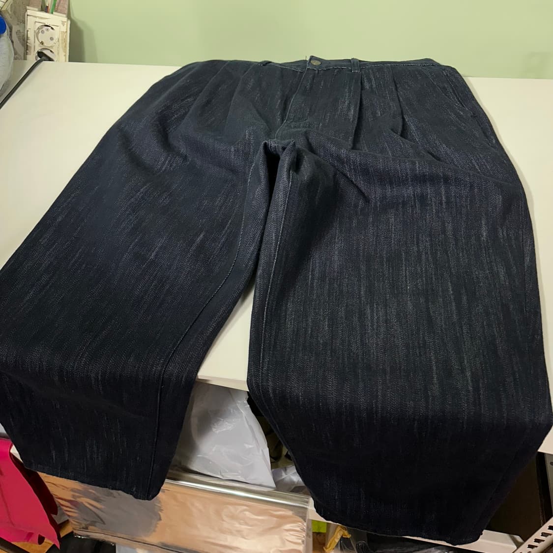 L 페이탈리즘 세미와이드핏 투턱 인디고 데님팬츠 상품이미지3