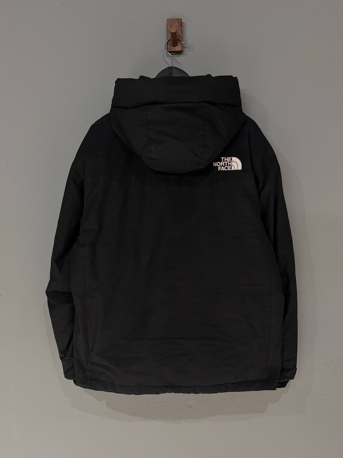 노스페이스 EC 컬렉션 블랙 후드 패딩  상품이미지3