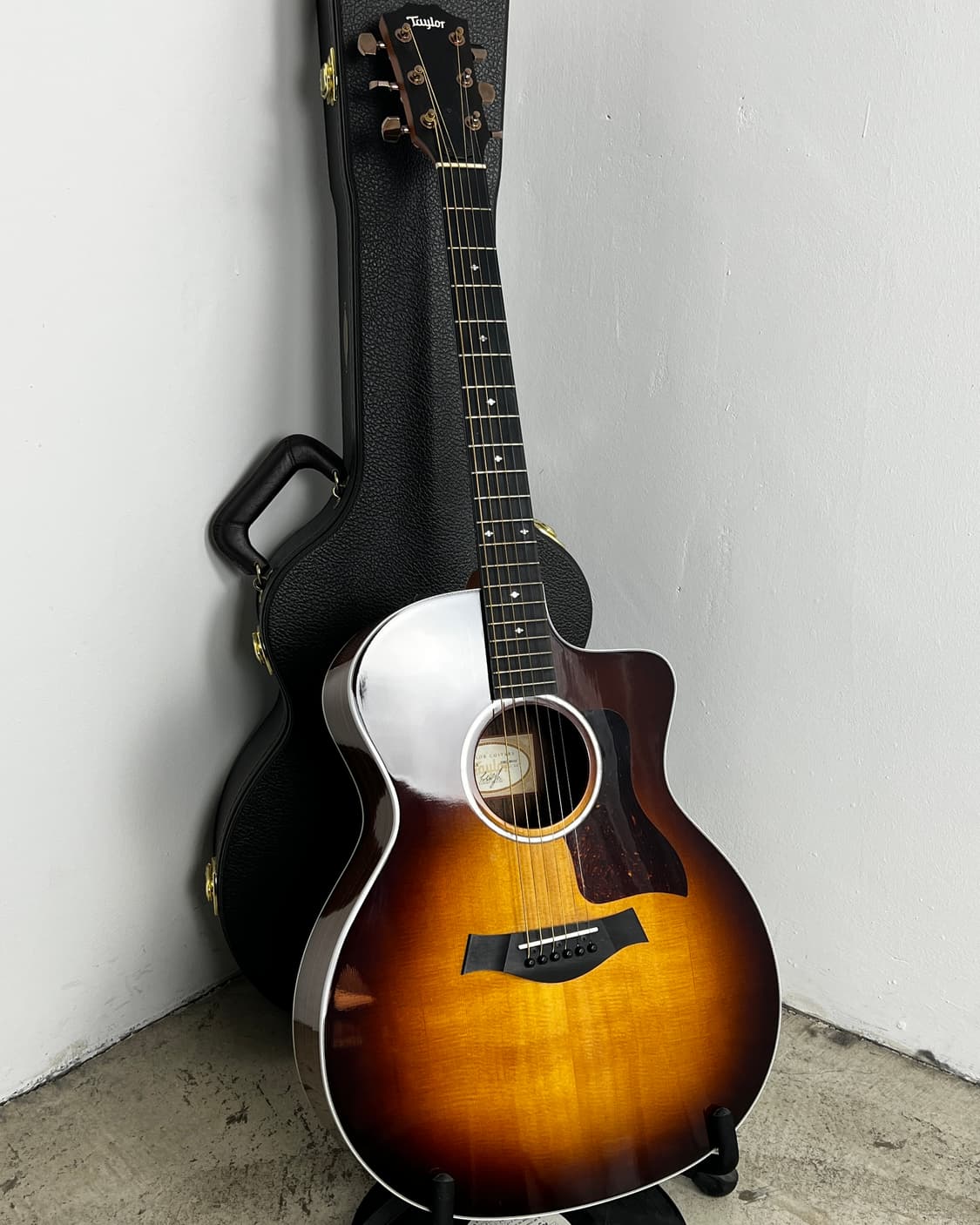 Taylor 214CE SB DLX Acoustic Guitar 상품이미지1