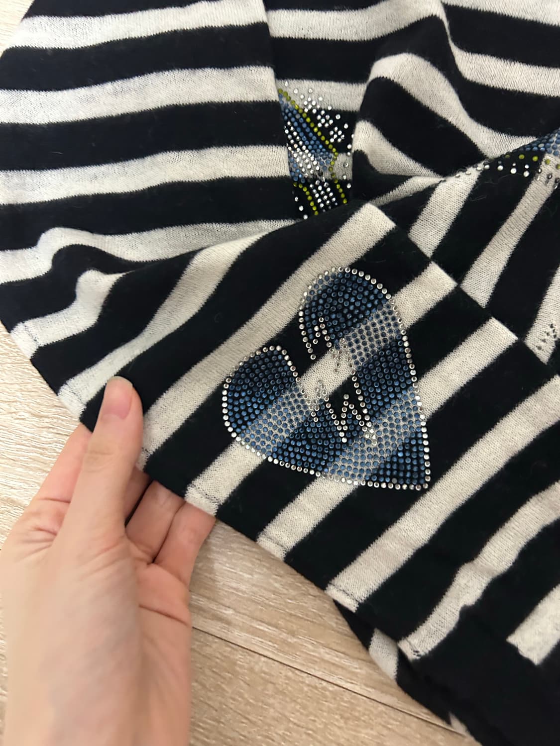 쟈딕앤볼테르 캐시미어 큐빅 니트 상품이미지3