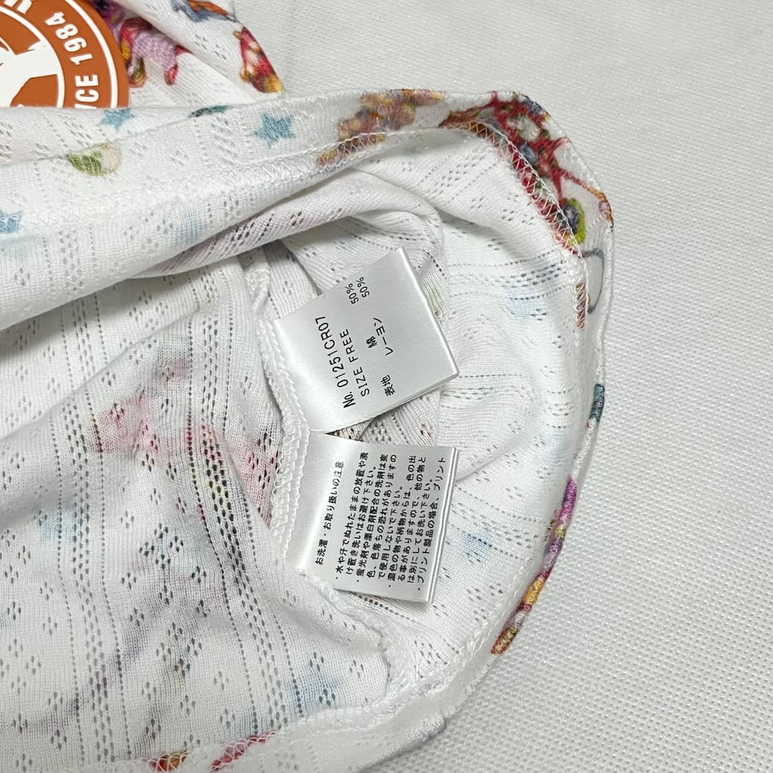 [F]히스테릭 글래머 25ss EMA 그래픽 슬리브리스 탑 상품이미지3