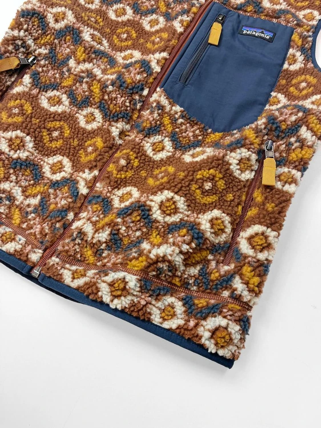 파타고니아 우먼스 클래식 레트로 X 베스트 PN5447 상품이미지4