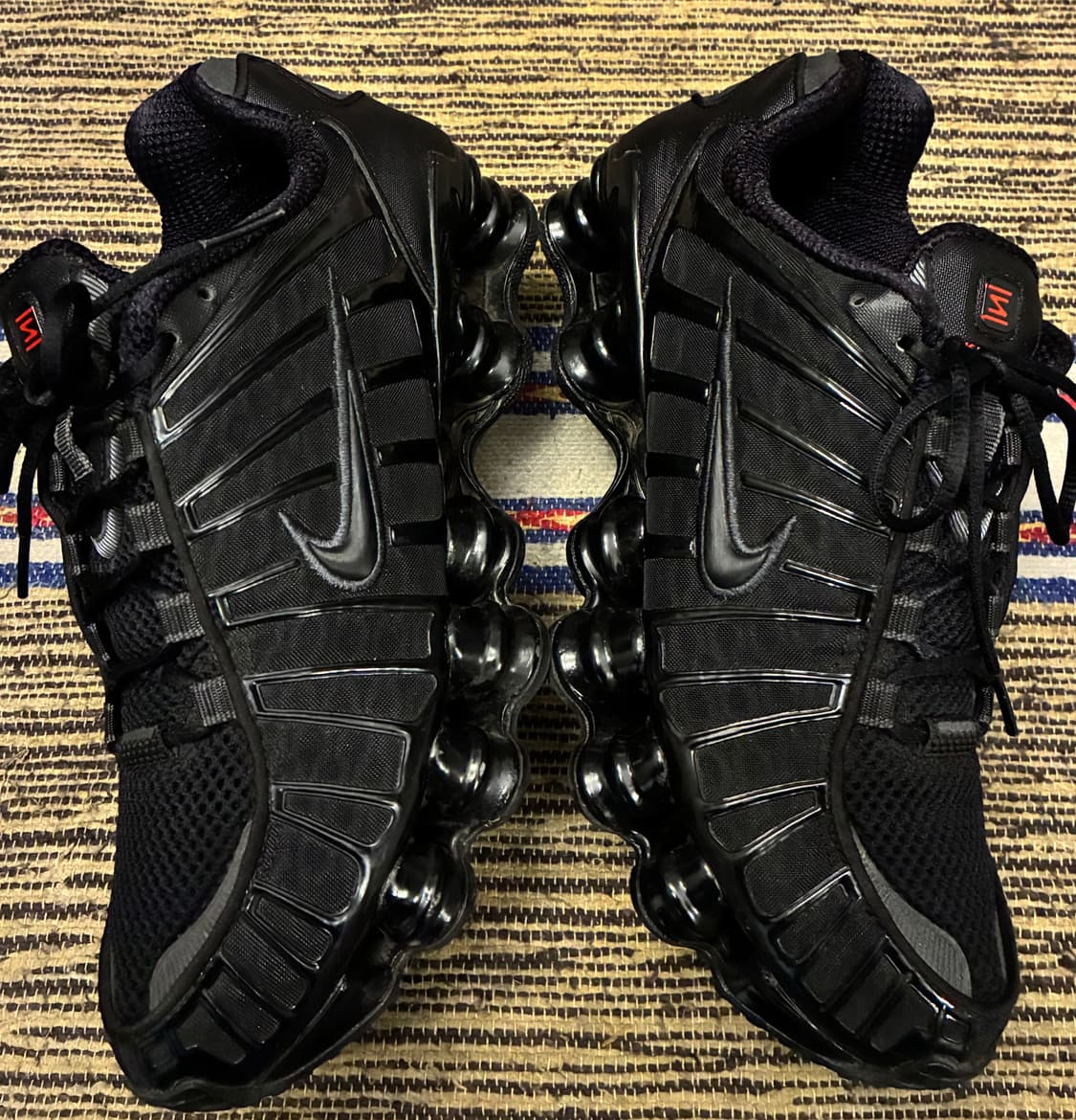 (250)NIKE 나이키 샥스 TL 메탈릭 블랙 앤 맥스 오렌지 런닝화 상품이미지6