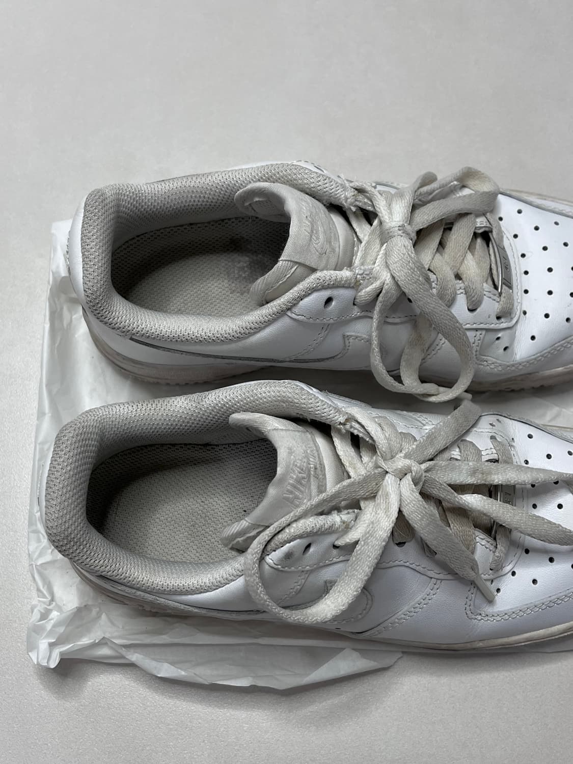 나이키 에어포스 화이트 230  상품이미지2