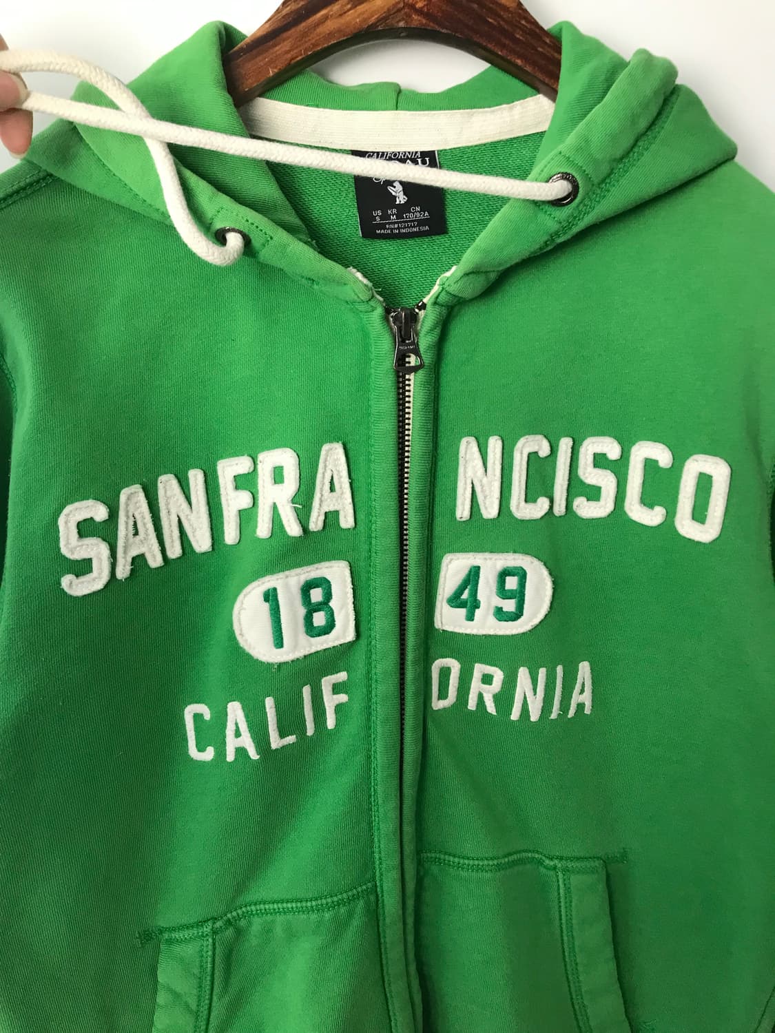 후아유 y2k 와투케 그린 후드집업 상품이미지4