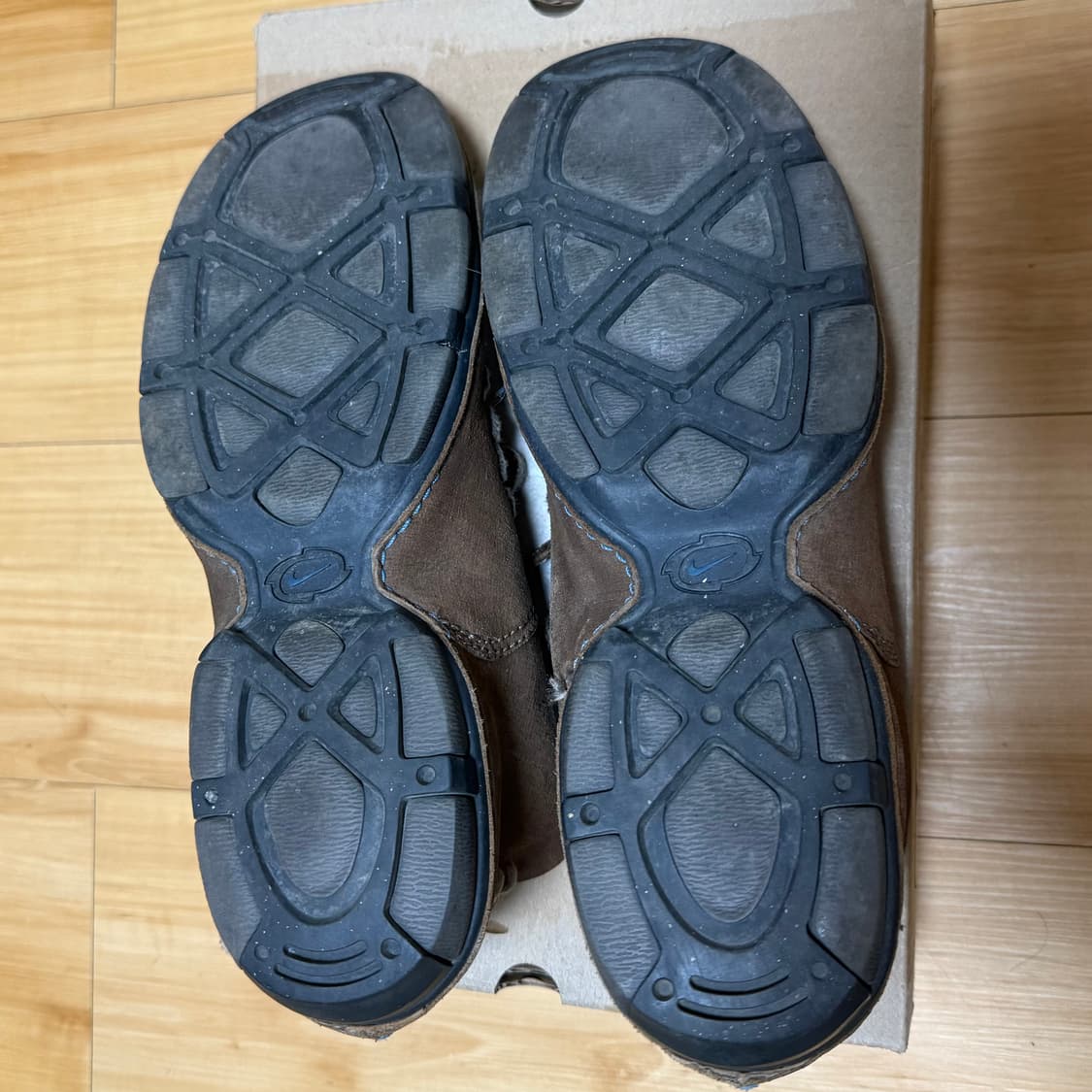 2006 나이키 컨시더드 300 상품이미지4