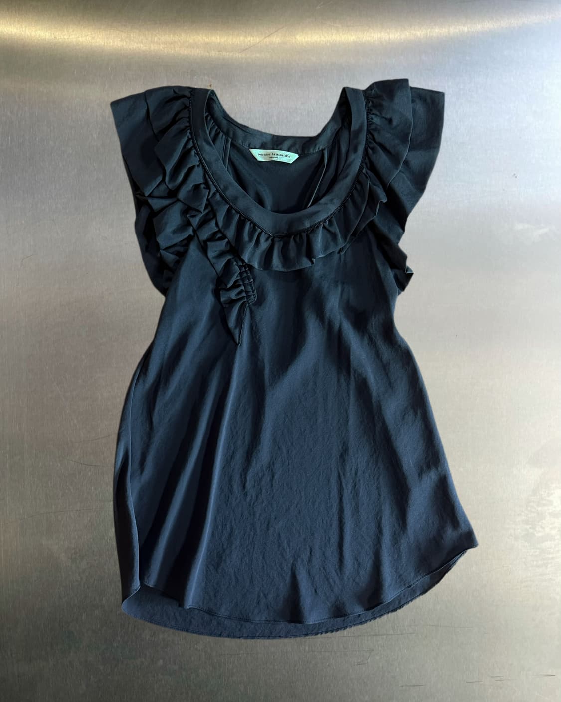 0009 - Soft Ruffle Sleeveless 상품이미지1