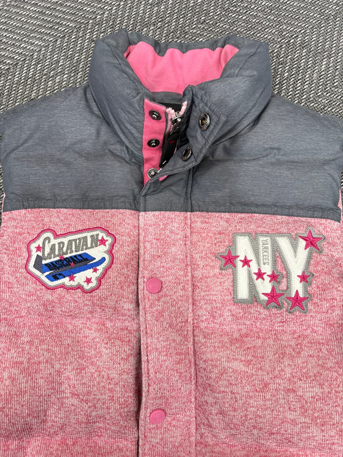 MLB 핑크색 패딩 조끼 상품이미지2