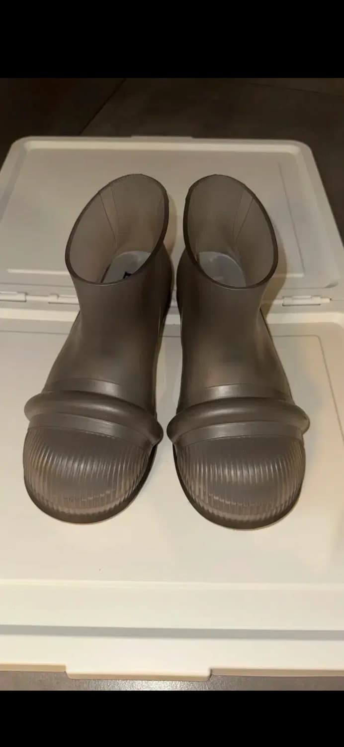 LOEWE RUBBER RAIN BOOTS SIZE 41 상품이미지1