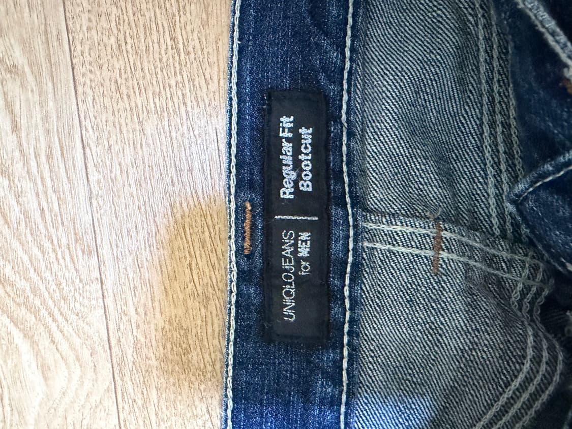 유니클로 레귤러핏 부츠컷 진 상품이미지4