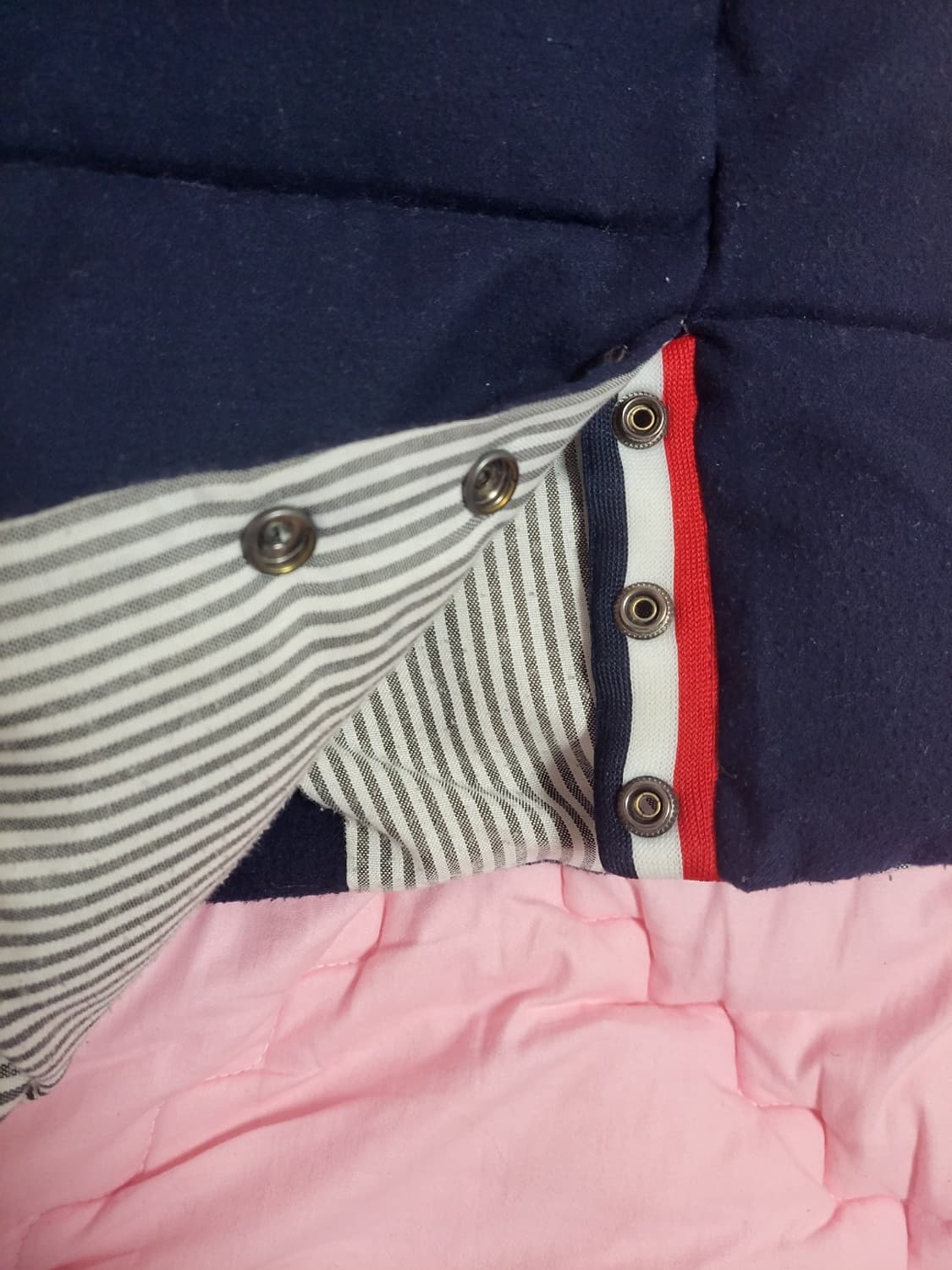 급처상태양호!리본&아우디 톰브라운느낌 패딩끼 베스트 나이키st아디다스스탈 상품이미지5