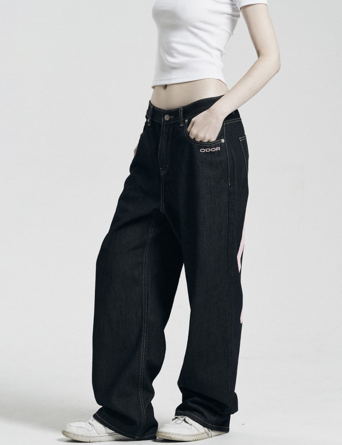 Logo drop denim in pink 오도어 (새상품) 상품이미지2