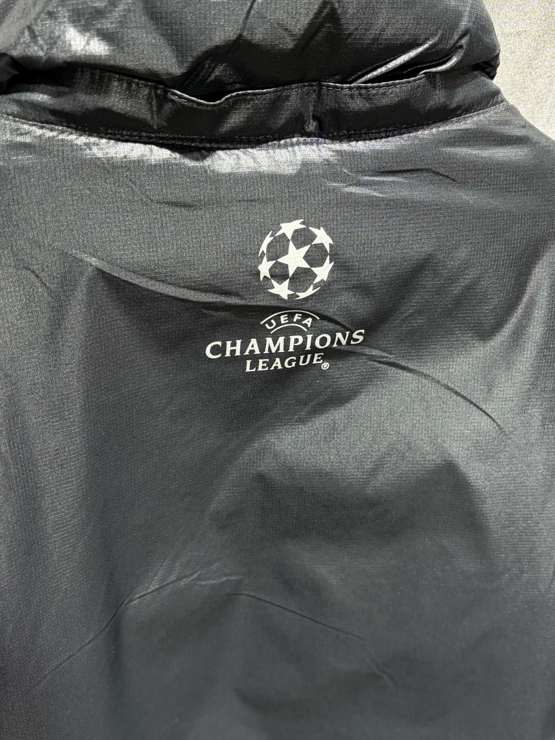 XL 나이키 유밴투스 스우시 블랙그레이 패딩 상품이미지4