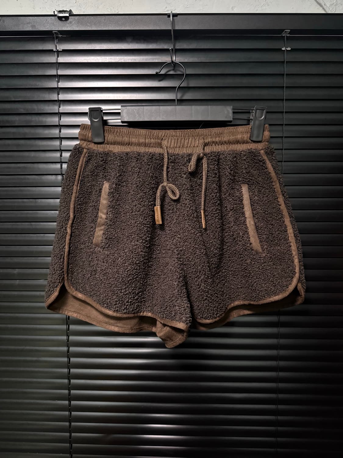 Snap 양털 후리스 플리스 돌핀 핫팬츠 쇼츠 스웨이드 브라운 갈색 바지 상품이미지2