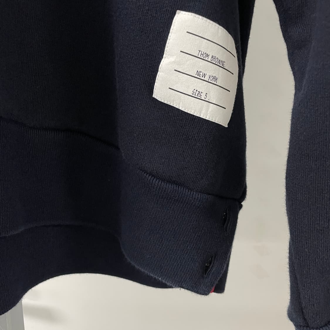 톰브라운 백삼선 맨투맨 5 상품이미지5