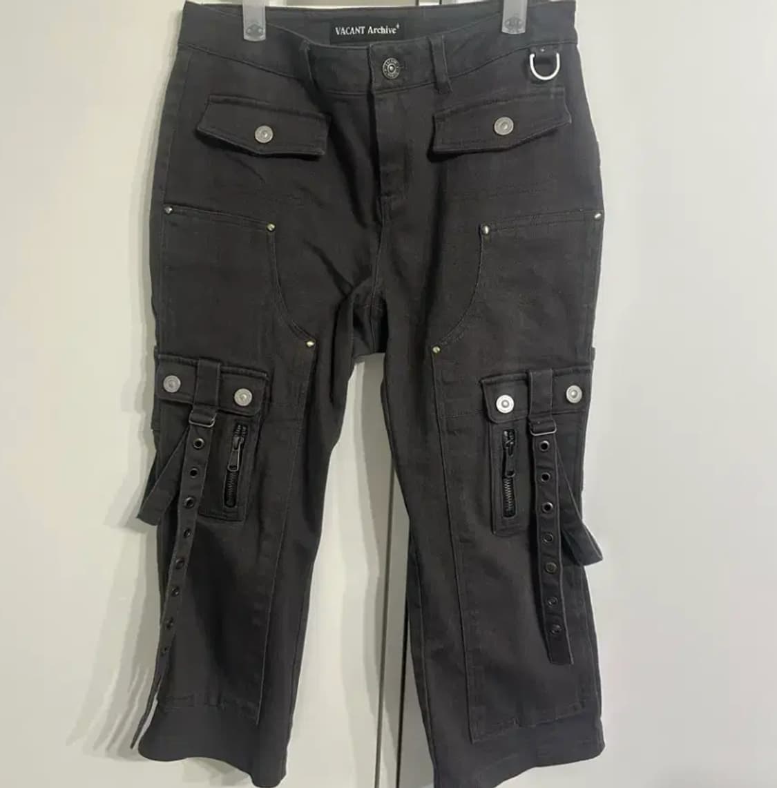 s)베이컨트 아카이브 피코 카프리 팬츠 차콜 상품이미지1