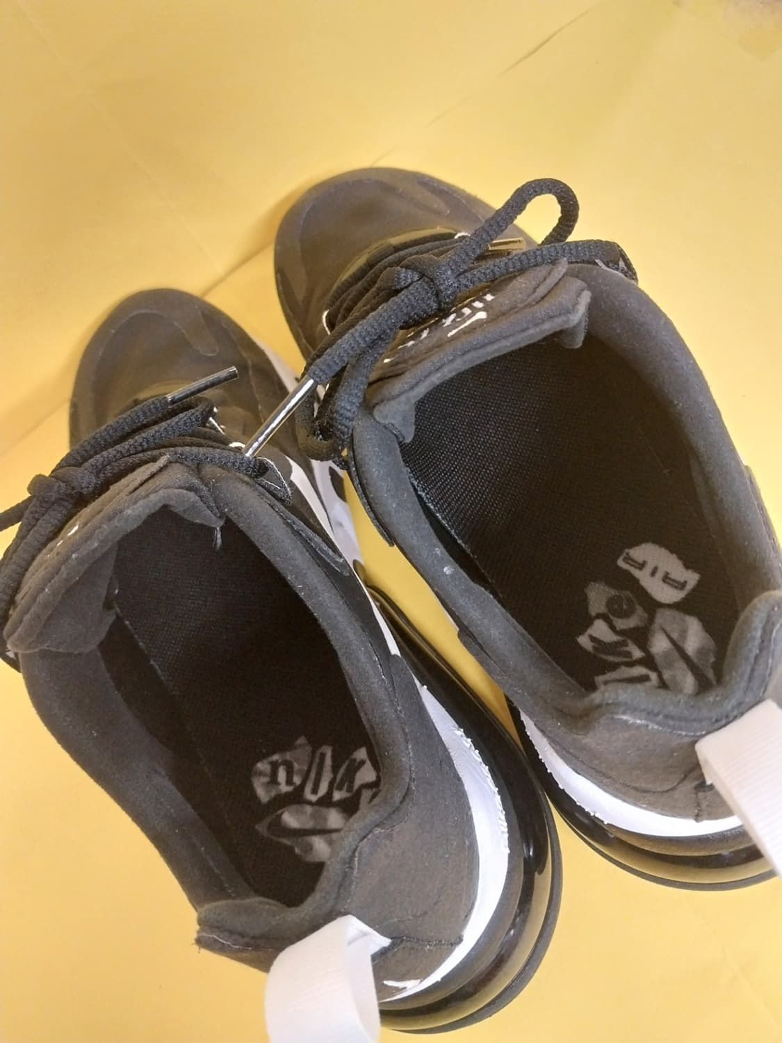 여성 나이키 에어맥스 270 리액트 블랙화이트 운동화 (250) 상품이미지6