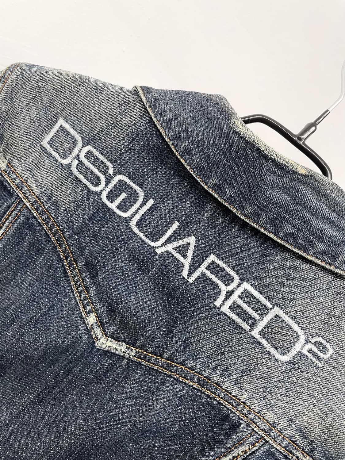 디스퀘어드 워싱 디테일 데님 자켓 상품이미지10