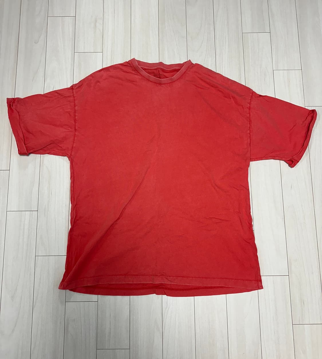 올세인츠 오버핏 반팔티 팝니다! 상품이미지1