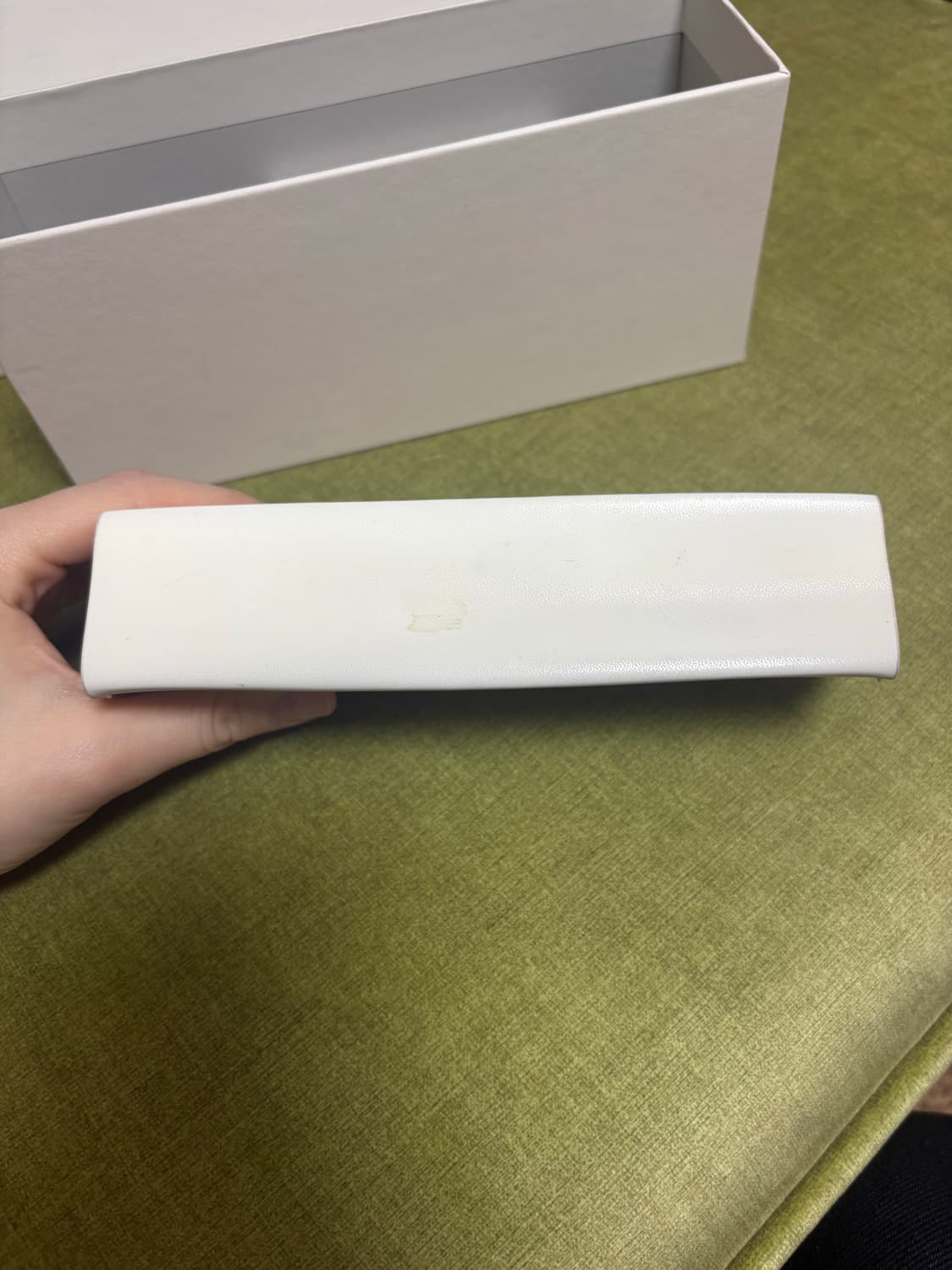 젠틀몬스터 모라 M01 블랙 안경 상품이미지4