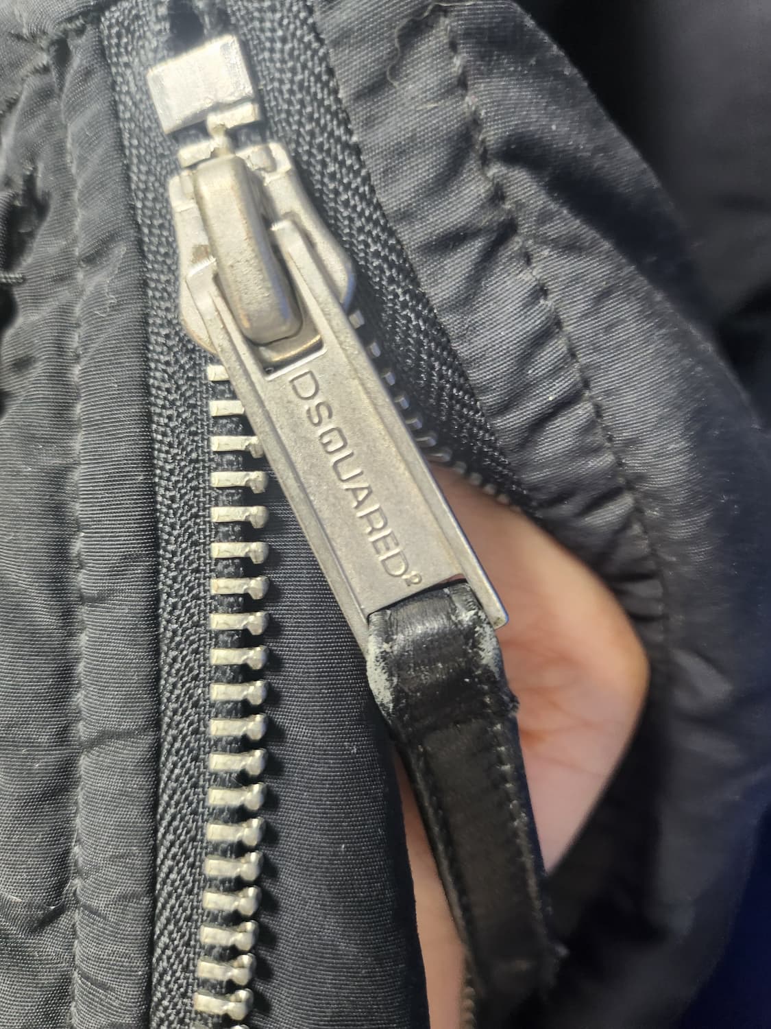 급쳐디스퀘어드 라쿤패딩 48사이즈 상품이미지9