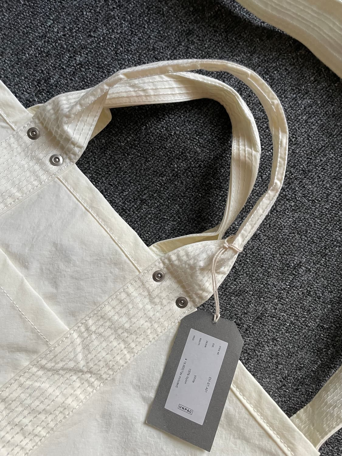 엔즈앤드민즈 2웨이 토트백 나일론 화이트 미사용품 상품이미지3