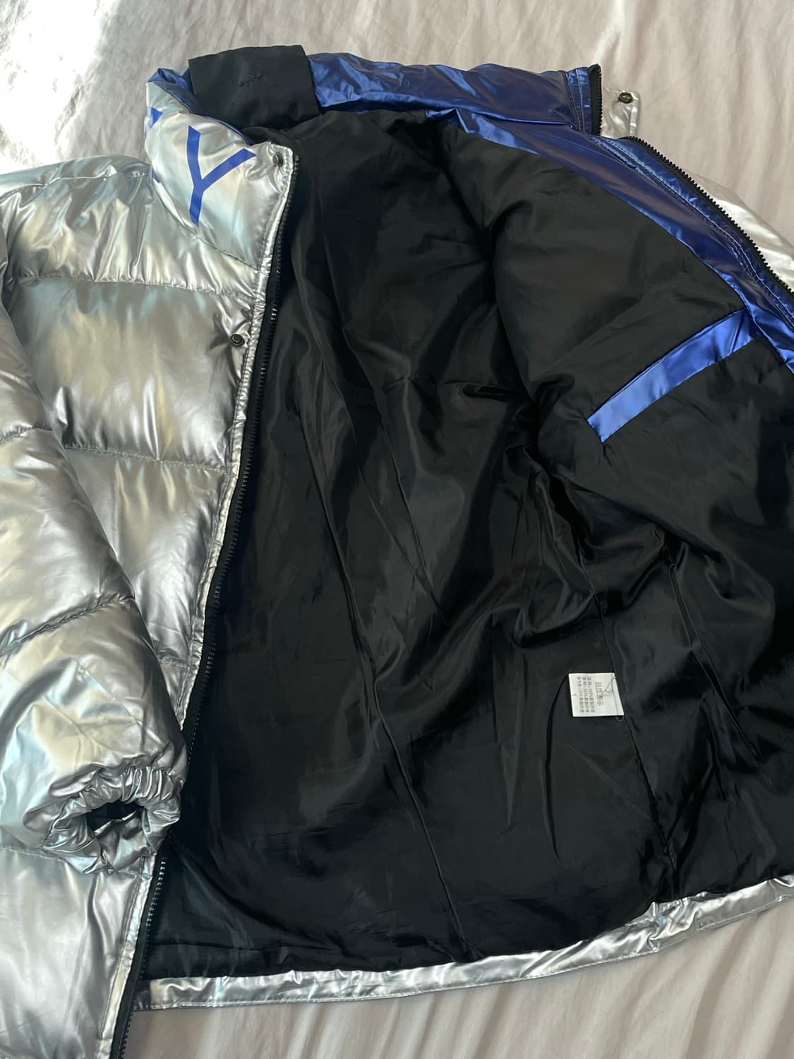 빈티지 유광 실버 푸퍼 패딩자켓 상품이미지2