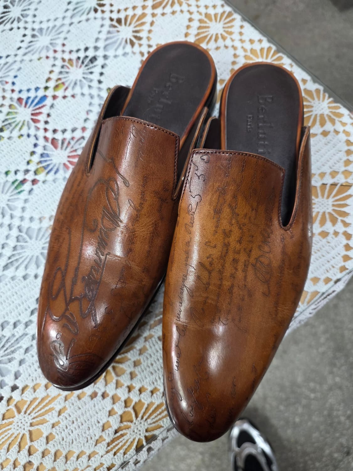 벨루티 남자 블로퍼 7.5size 상품이미지1