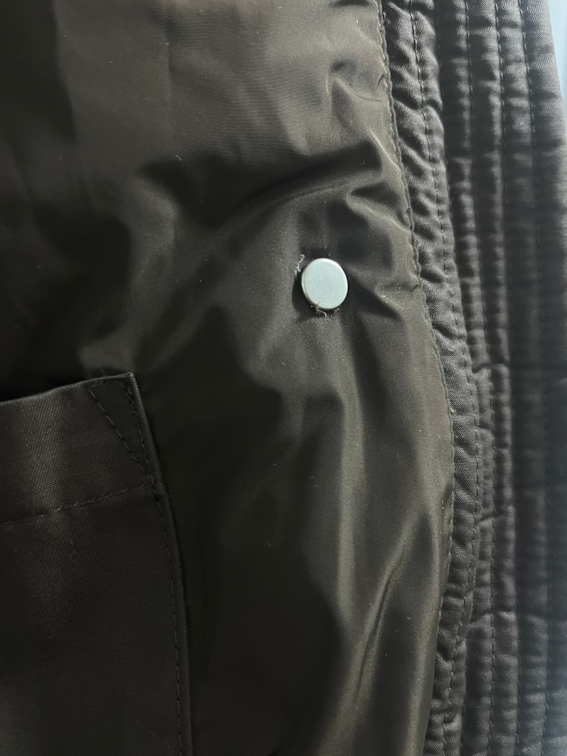 낫띵리튼 페블 크롭 푸퍼 초코 상품이미지5