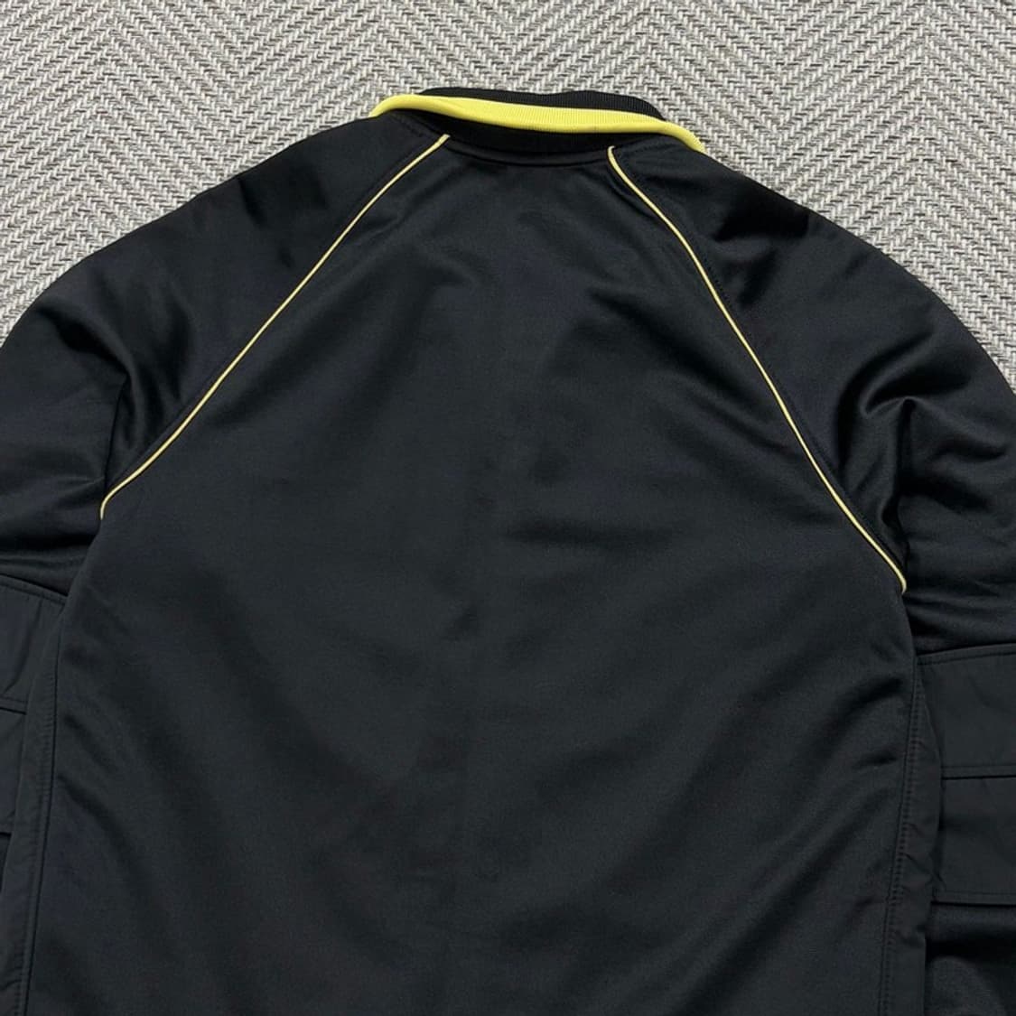 아식스 베이직 로고 집업 v2146 상품이미지4