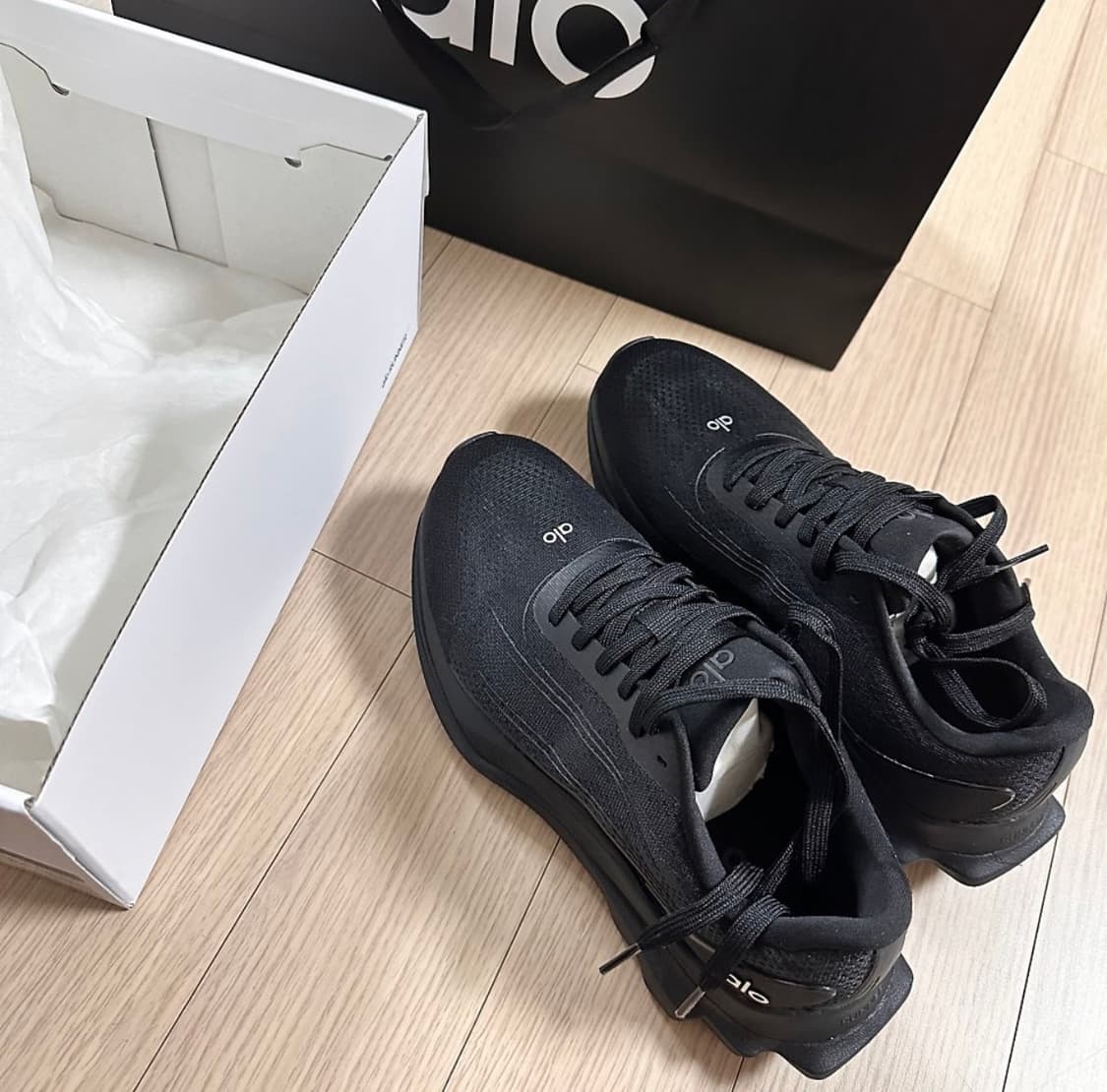 alo 러너 스니커즈 상품이미지5