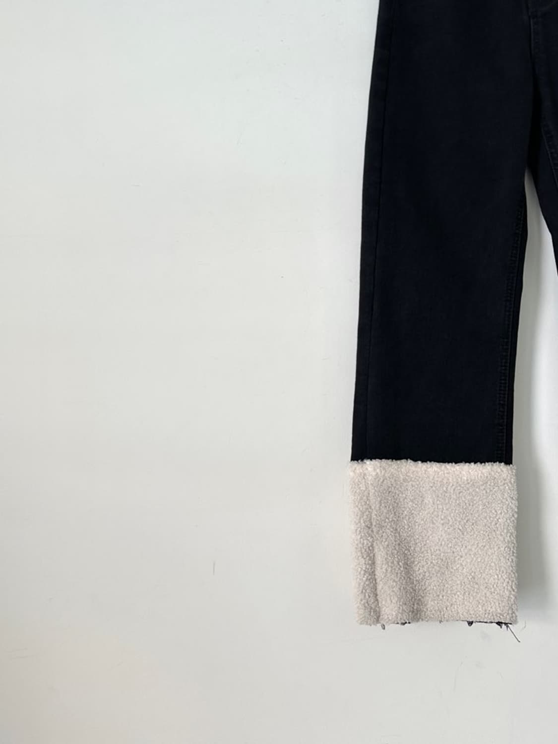 Sherpa point pants / black 상품이미지2