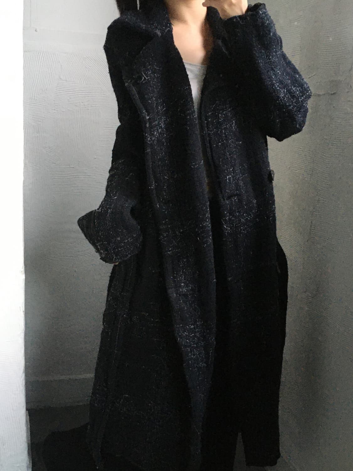 TRANSIT 트랜짓 블랙 컬러 스티치 롱 코트 상품이미지2