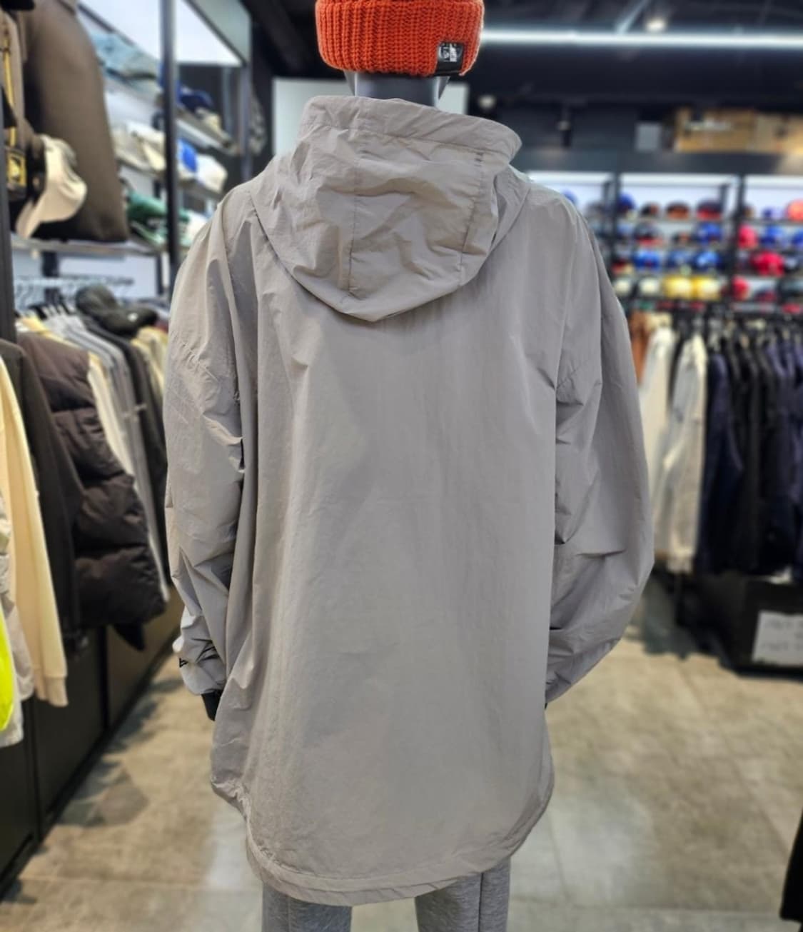 [95]뉴에라 블랙라벨 하이프 테크 윈드브레이커 상품이미지3