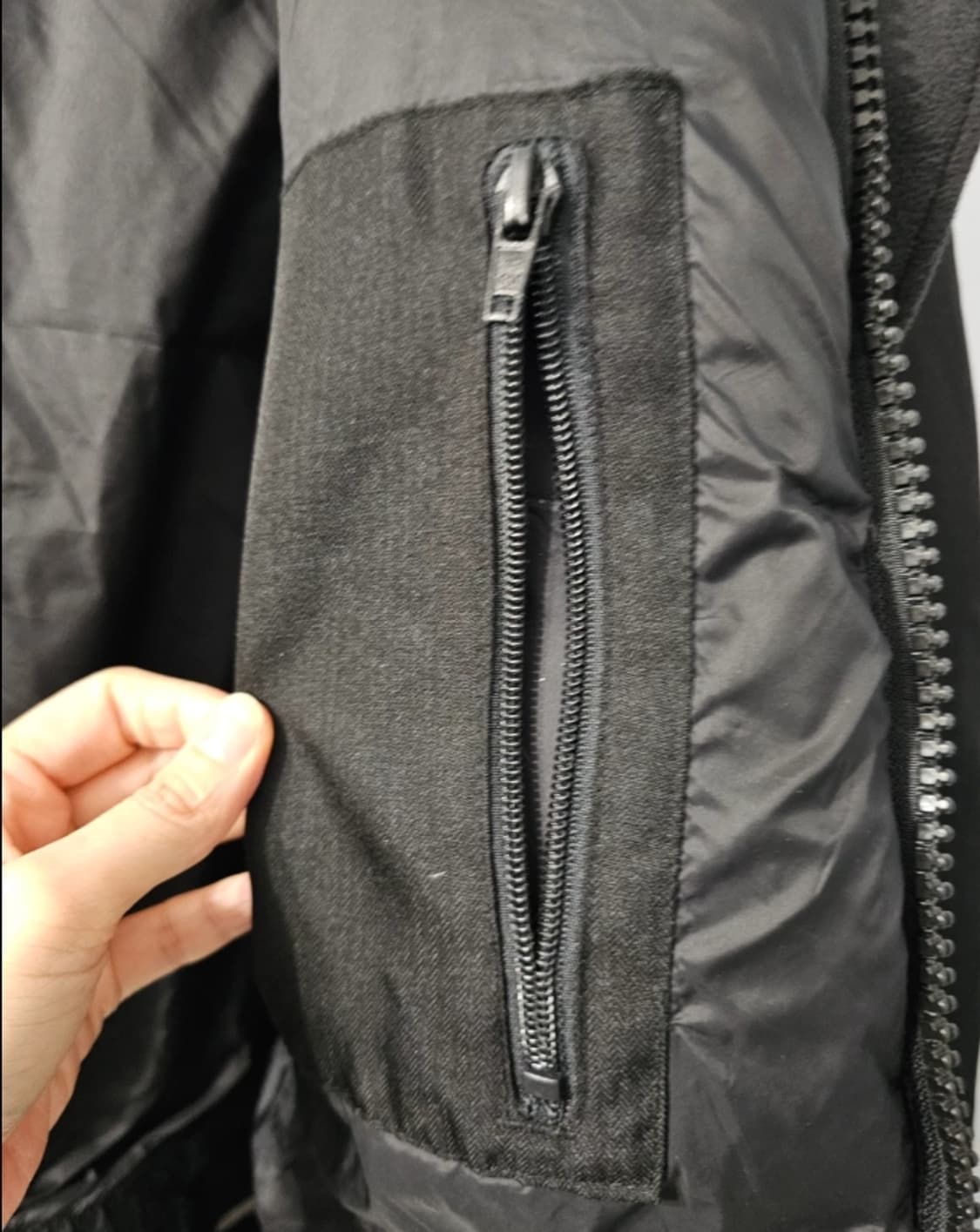 노비스 야테시 블랙 남성 패딩 95 상품이미지8