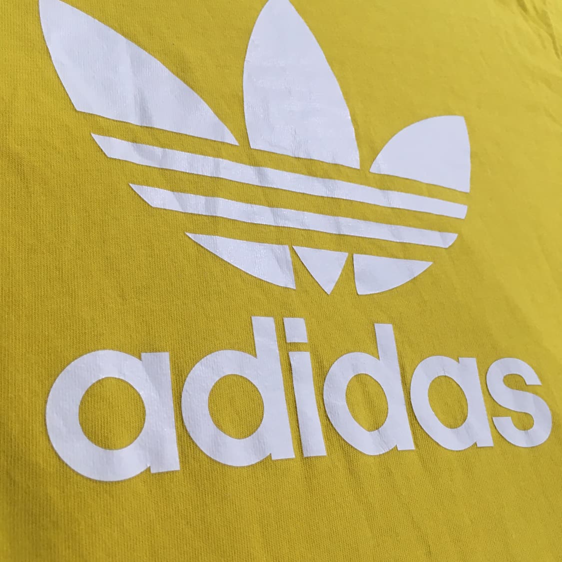 투티/A10 ADIDAS 빅로고 반팔 노랑 스포티 상품이미지3
