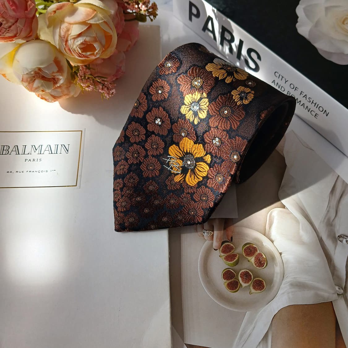 피에르 발망 실크 플라워 패턴 넥타이 9.1cm S~A+등급 E796
 상품이미지4