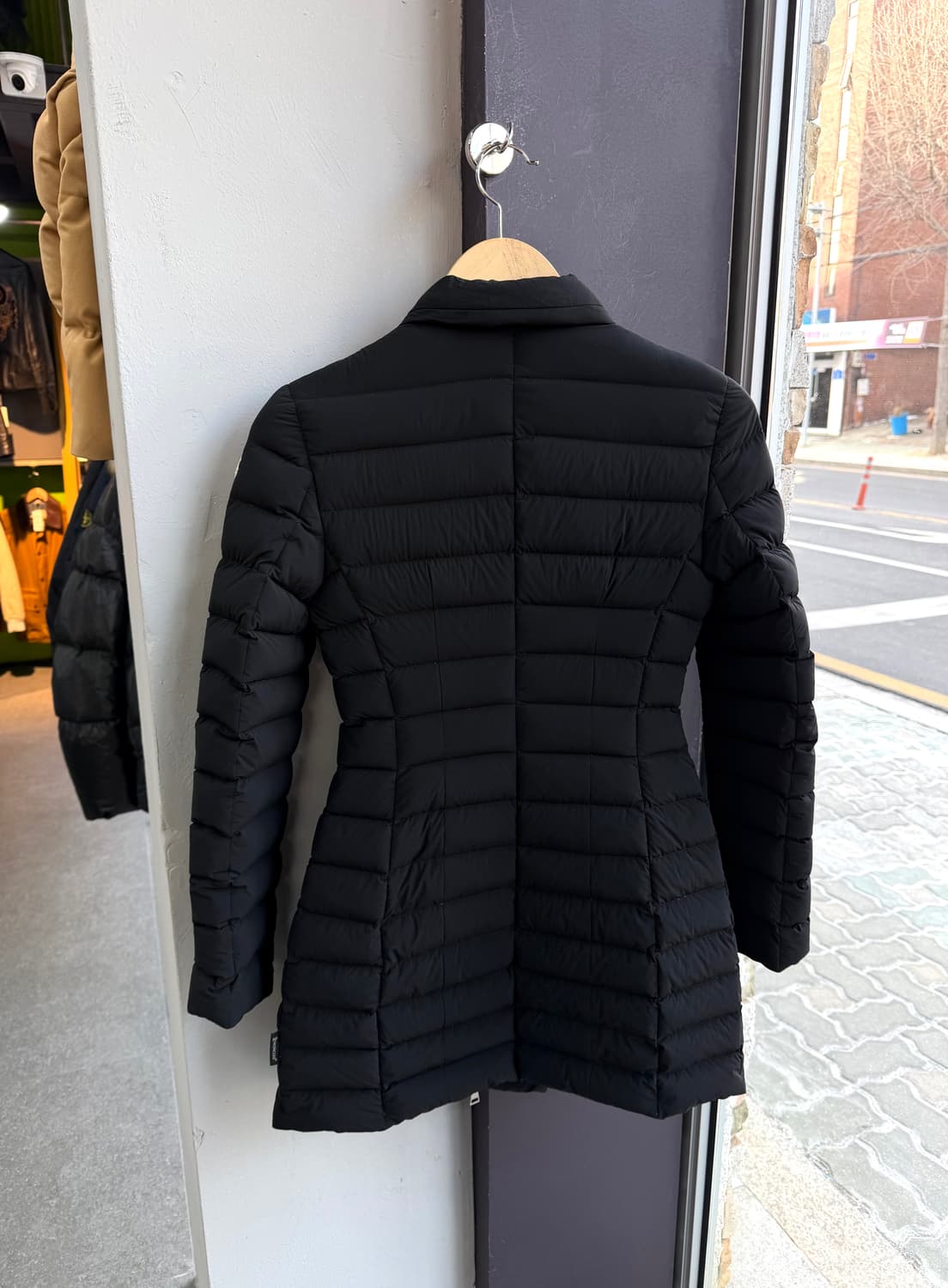 00/ 몽클레어 베이직 와펜 구스다운 경량 패딩자켓 상품이미지8
