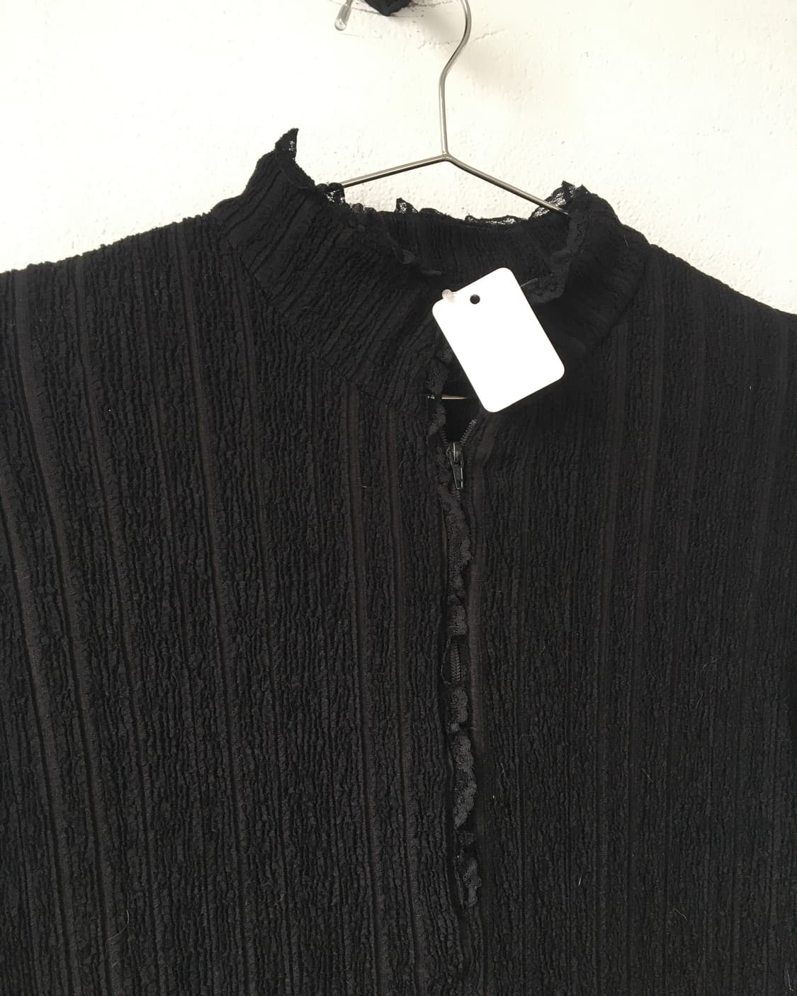 Pleats high neck blouse 상품이미지4
