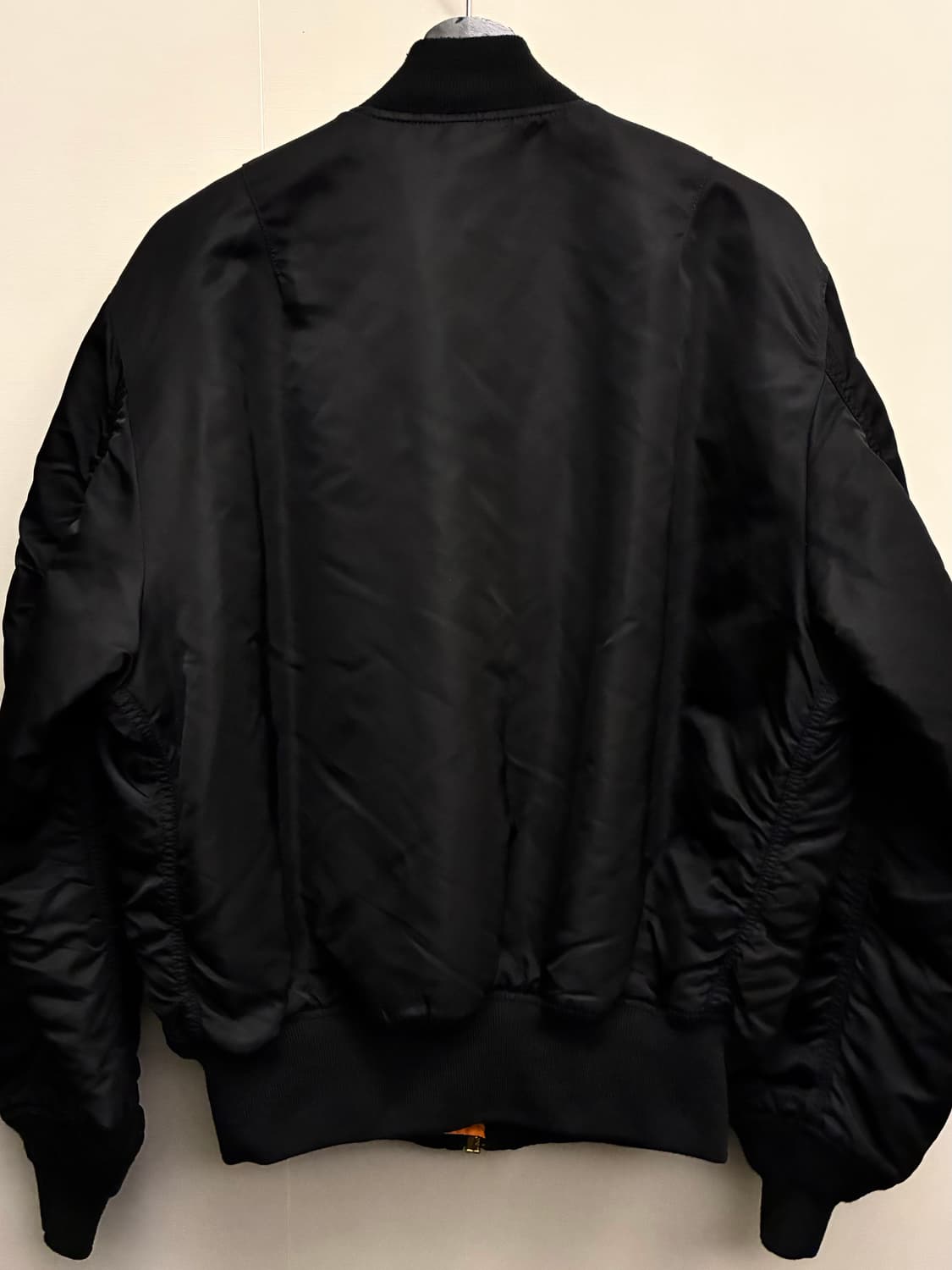 (L/105)알파인더스트리 ma-1 블랙 레귤러 플라이트 항공점퍼 마원 상품이미지2