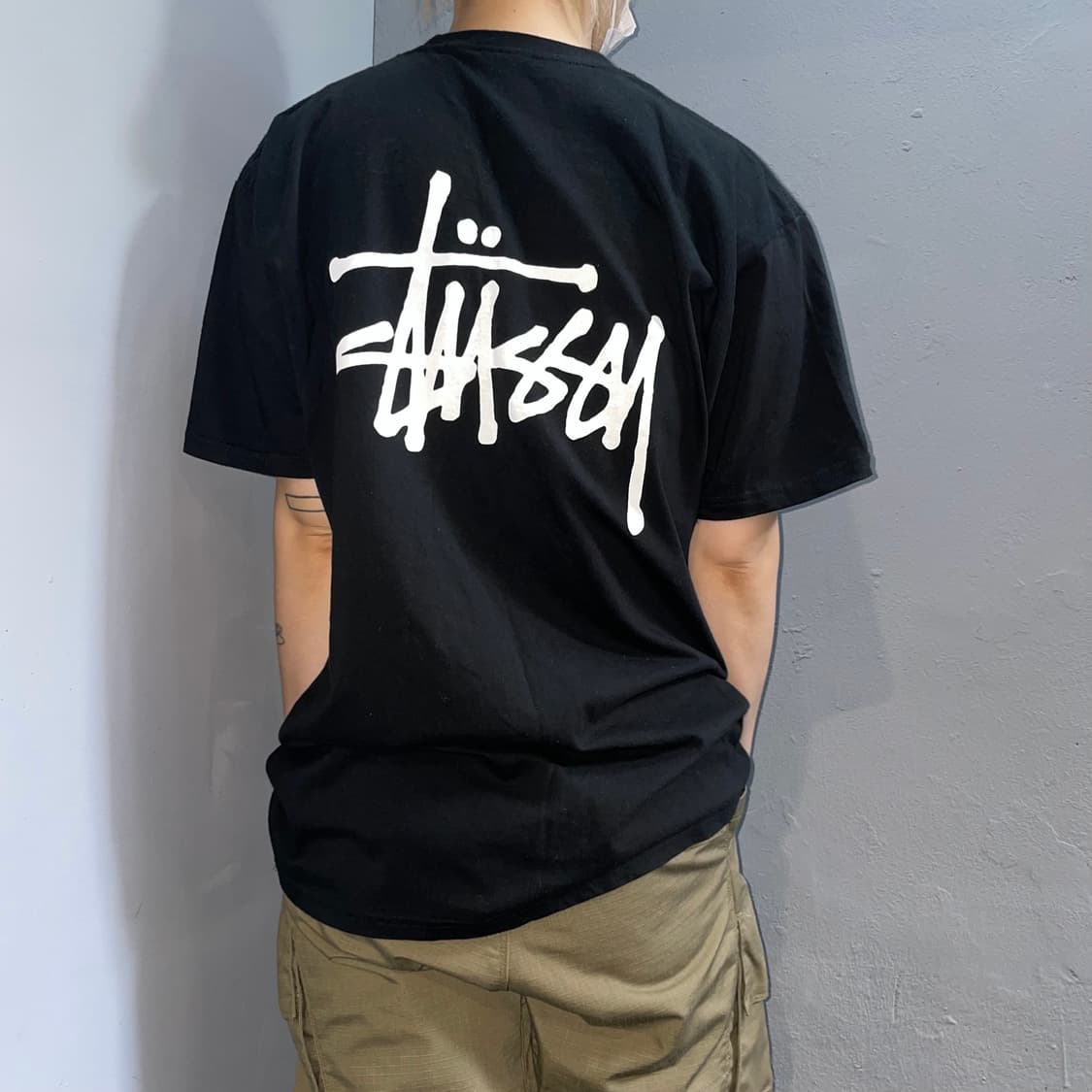 스투시 블랙 반팔 티셔츠 상품이미지1