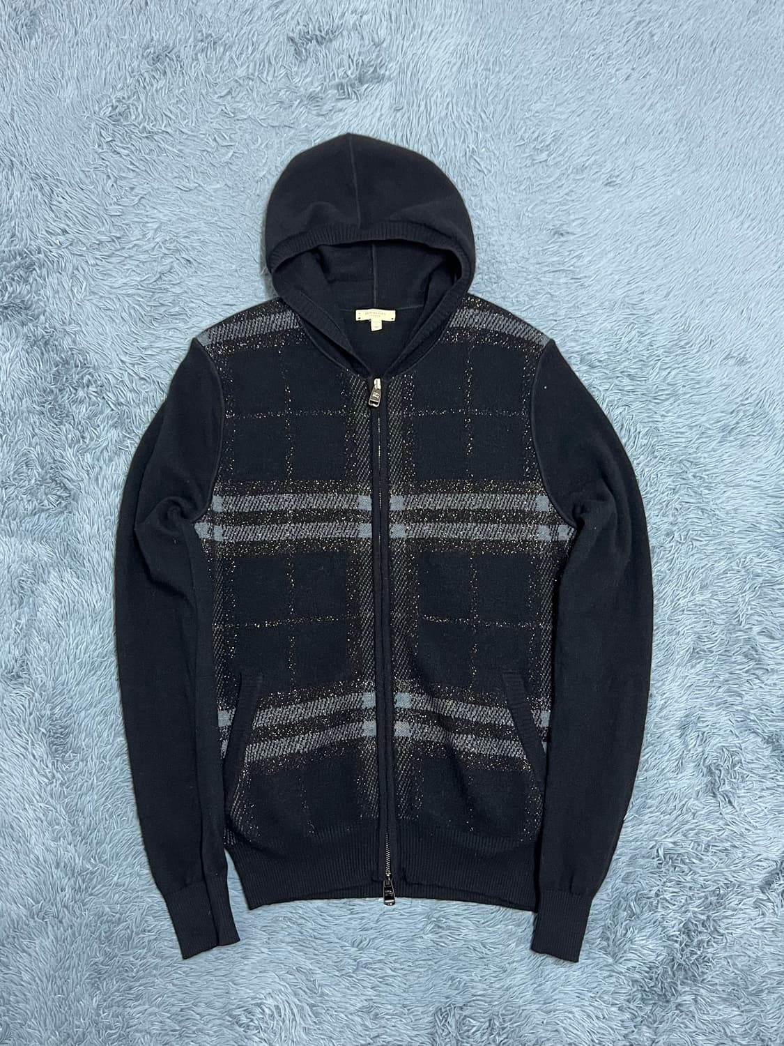 (정품)버버리 블랙 체크 니트집업M 상품이미지1