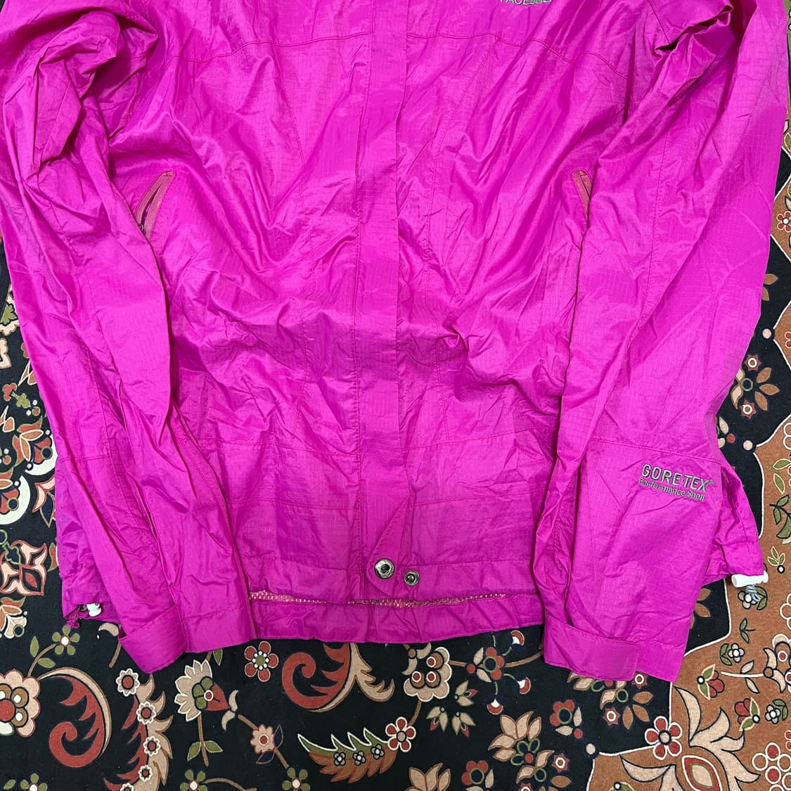 노스페이스 여성 고어텍스 후드 바람막이 자켓 L/100 상품이미지3