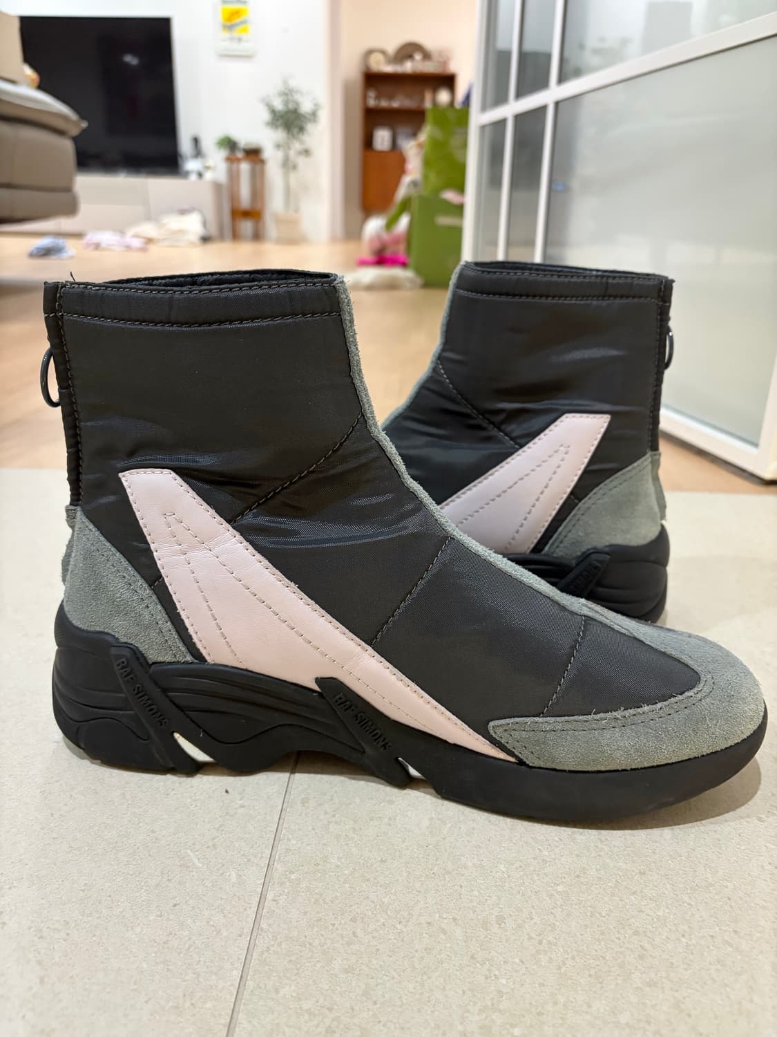 라프시몬스 싸이클론 부츠 43팝니다 상품이미지2