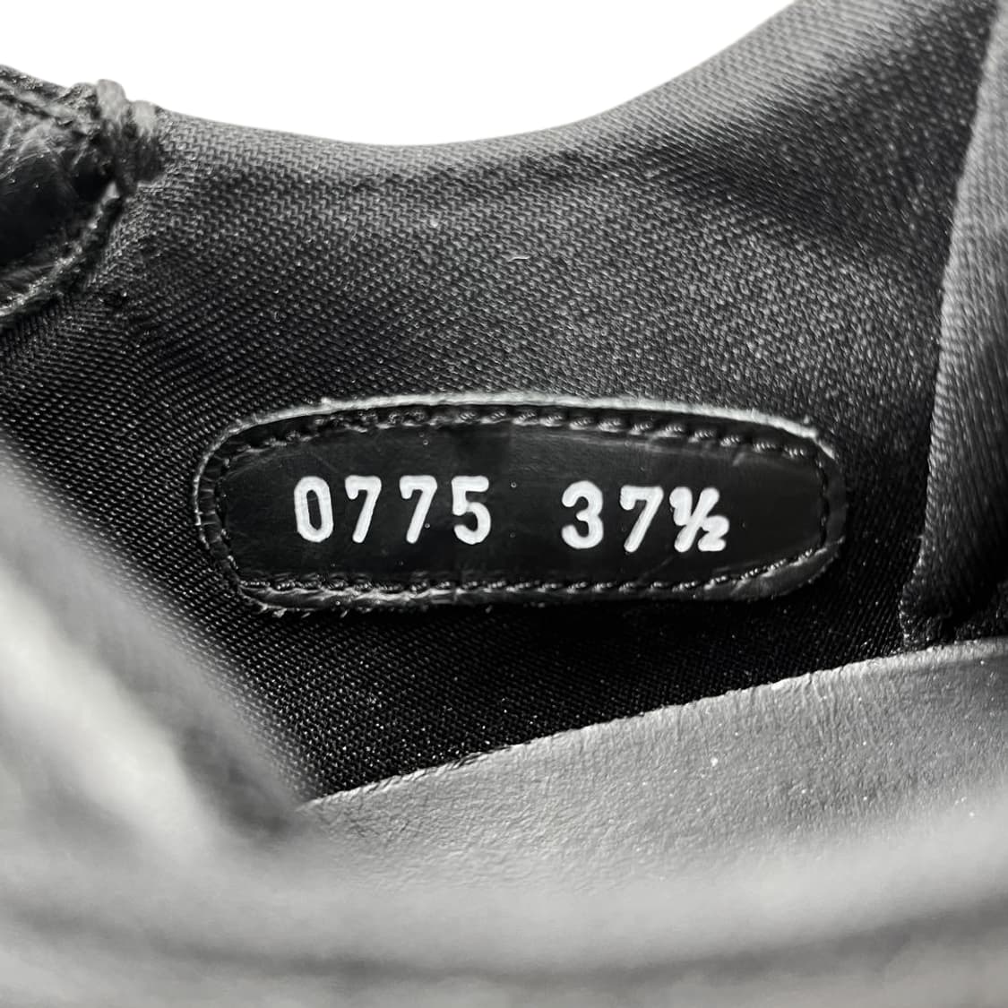 프라다 스포츠 아카이브 레더 스퀘어토 스니커즈 상품이미지6