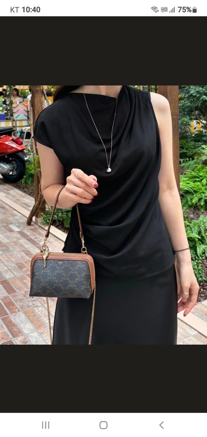 셀린느 트리옹프 크로스백/클러치백 새상품급 정품(감정서O) 상품이미지5