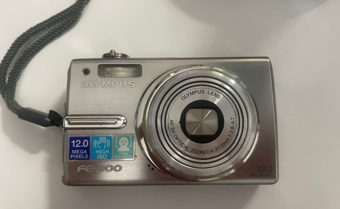 올림푸스 FE-300 12MP 디지털 카메라 상품이미지1